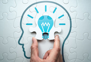 鲁滨逊漂流记主要内容20字左右