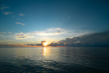 如何为一首歌创作独特的歌词