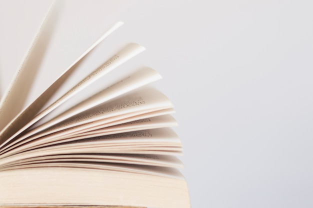 如何为一首歌创作独特的歌词